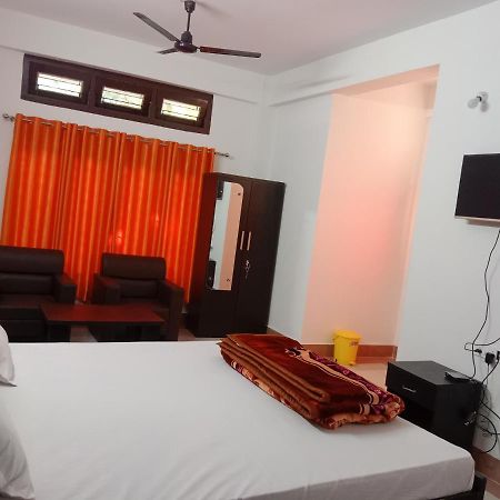 Niroda Guest House Guwahati Zewnętrze zdjęcie